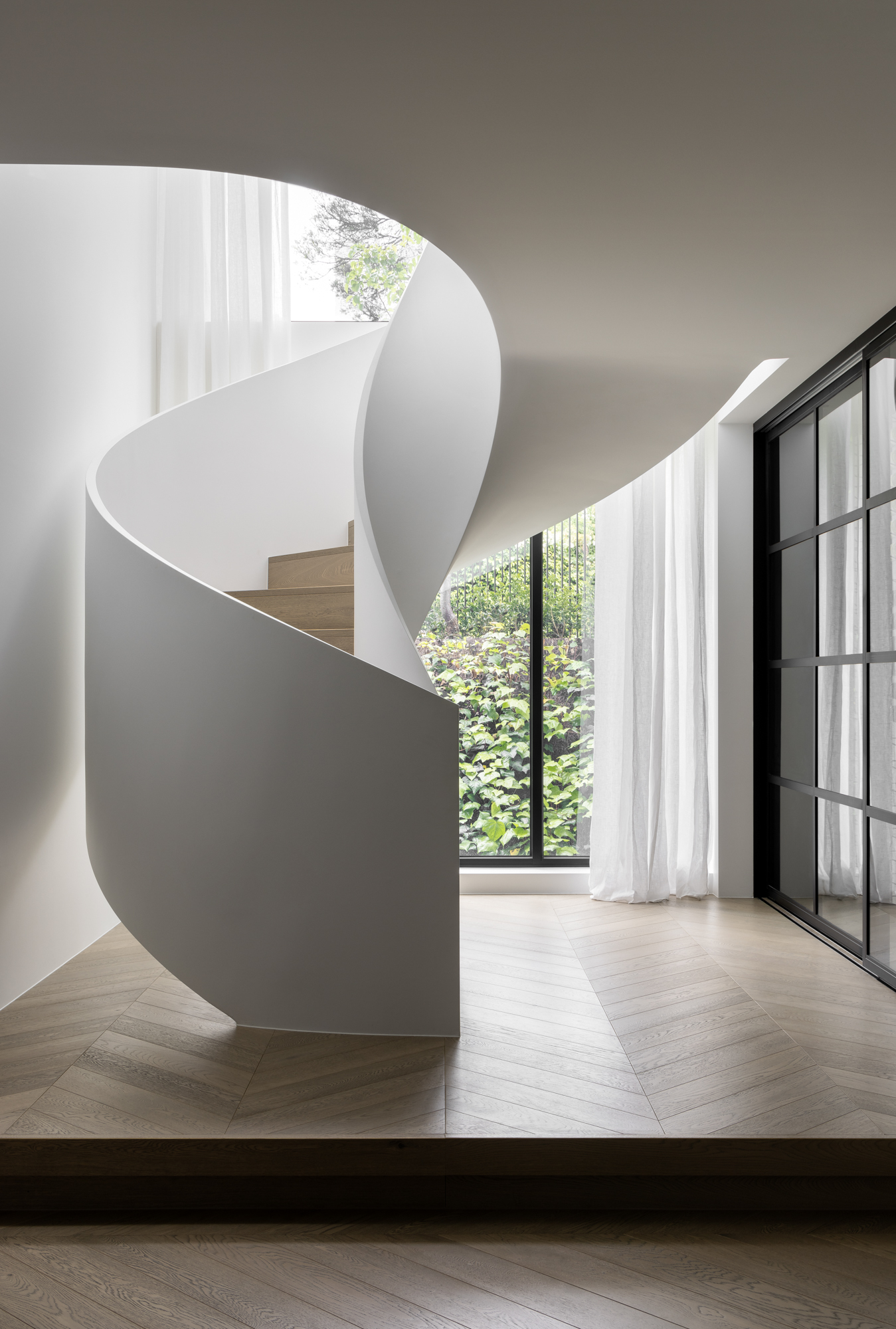 Toorak — sculptural staircase